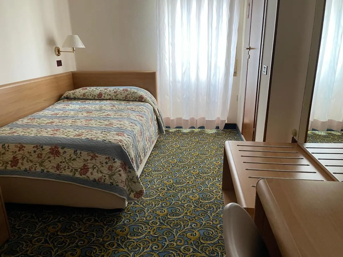 Hotel Giardinetto Desenzano del Garda