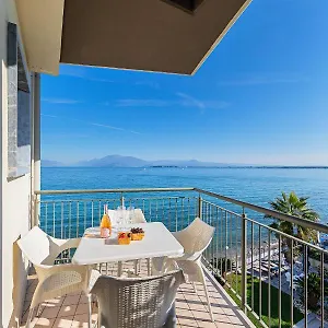 Aparthotel Residenza Miralago By Wonderful Italy, Desenzano del Garda